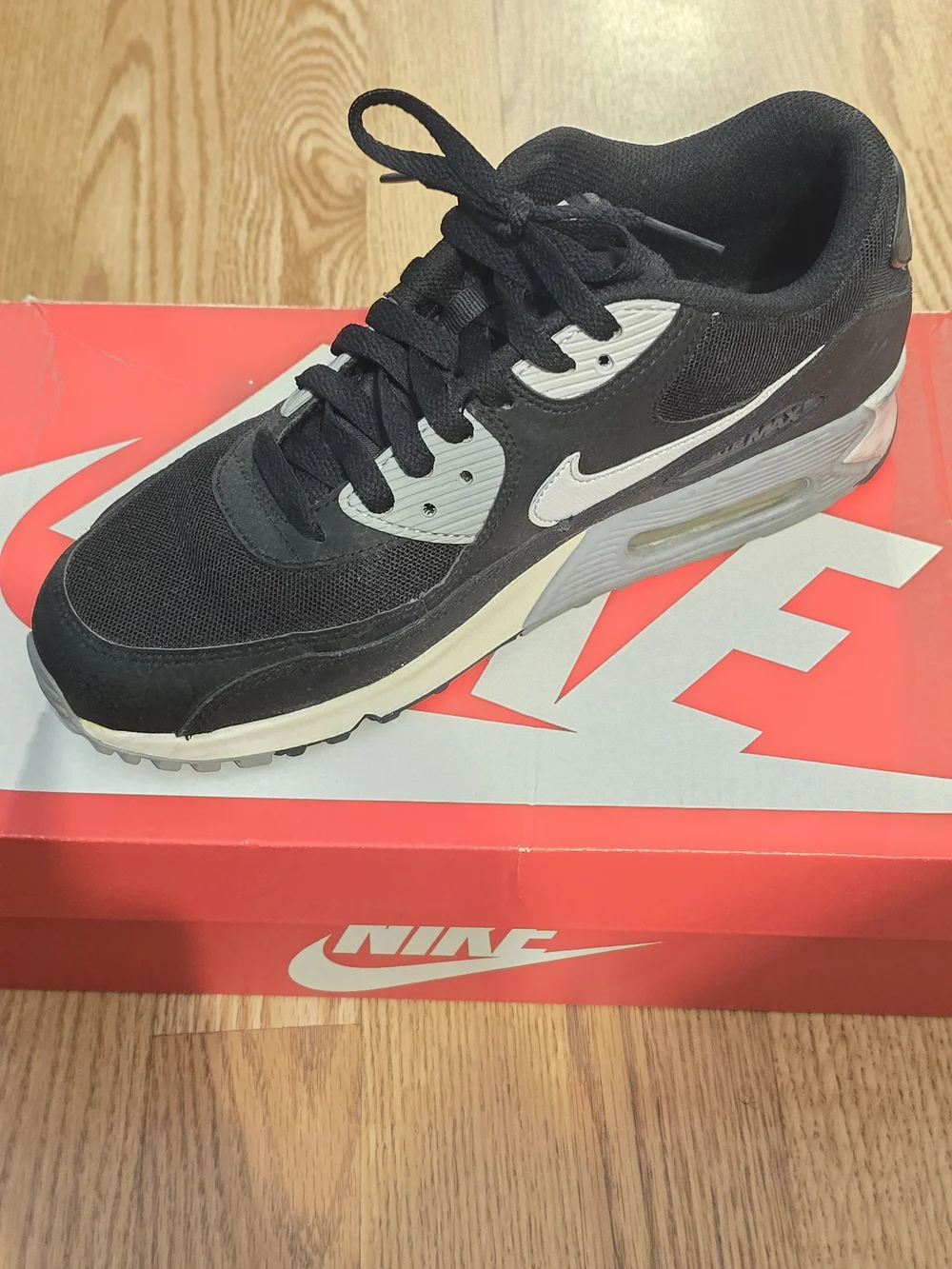 Womens Black/Gray Air Max 90 6166730-012 Size 9